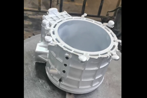 新能源汽車電機(jī)殼模具的制作方法是什么？使用低壓鑄造有什么優(yōu)勢(shì)？