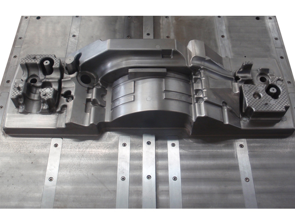 鋁合金模具在新能源汽車制造中的關(guān)鍵作用有哪些？